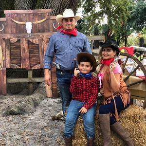 Meet your Posher, Rocio